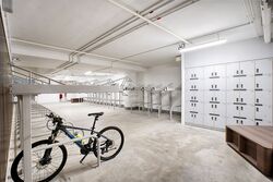 Woods Square (D25), Office #435043051